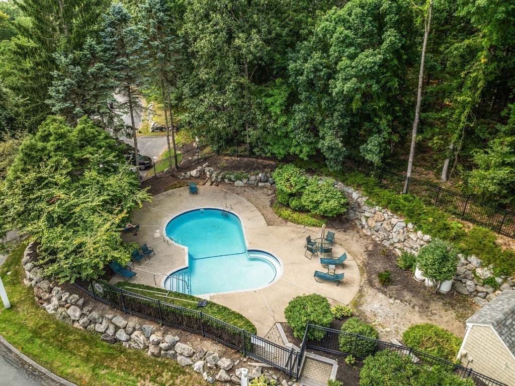 5 Glen Oak Dr # 5