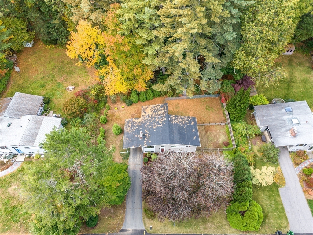 65 Robbins Rd