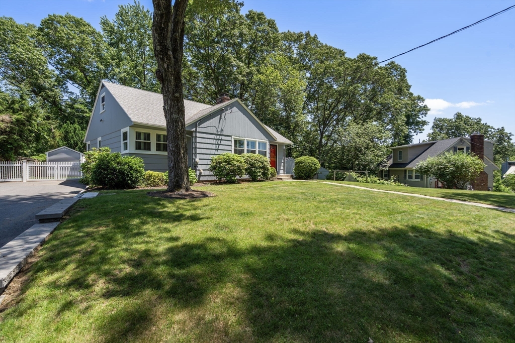 10 Morse Rd