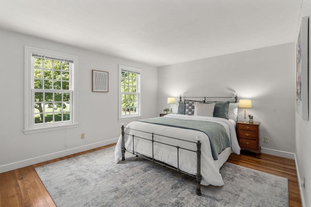 37 Pequot Rd
