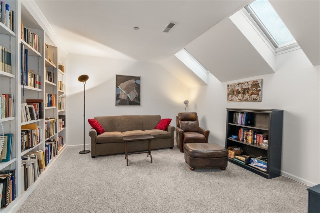 201 Willow Brook Dr # 201