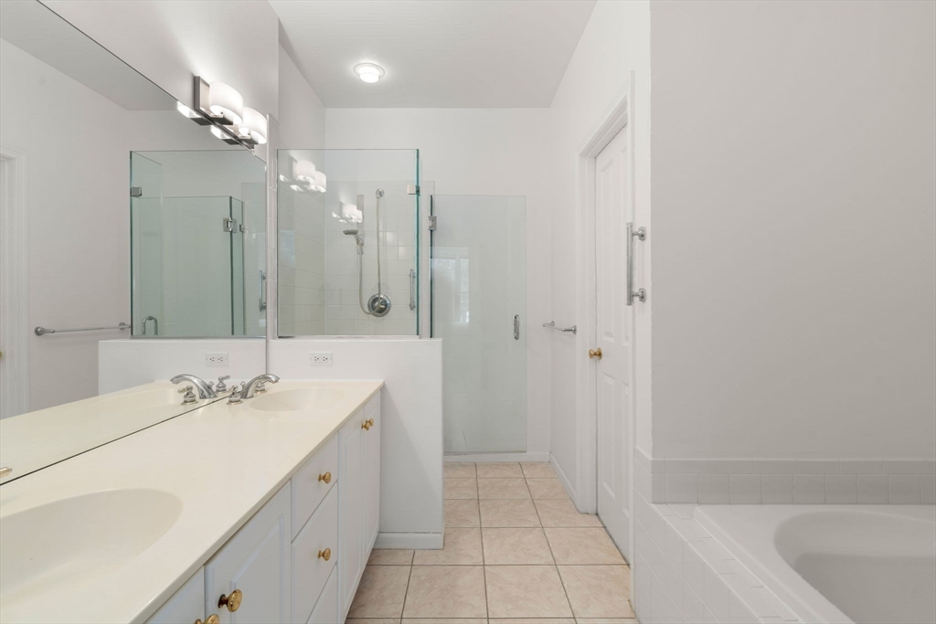 201 Willow Brook Dr # 201