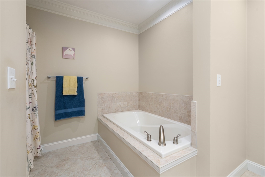 32 Old Framingham Rd # 41