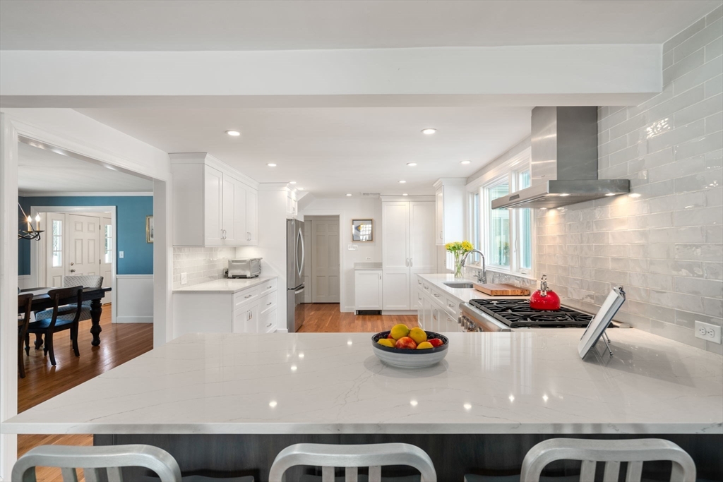 54 Old Connecticut Path