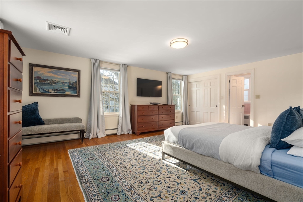 54 Old Connecticut Path