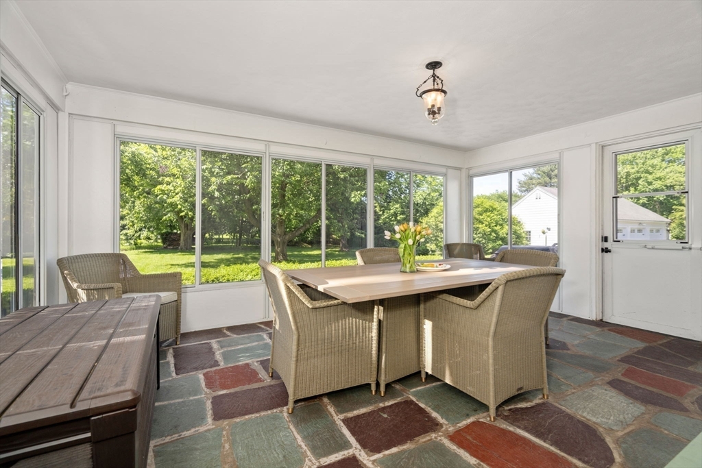 54 Old Connecticut Path