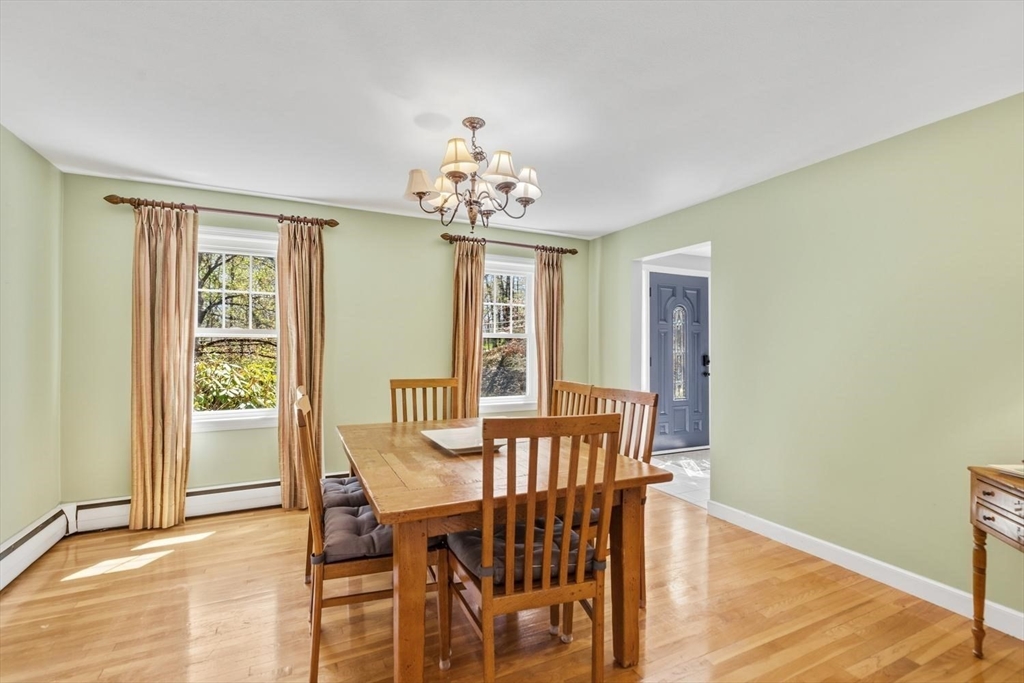 16 Wayland Hills Rd