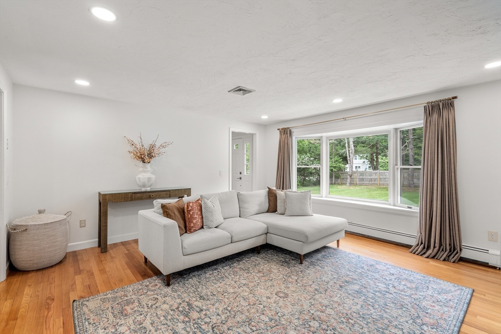 322 Concord Rd