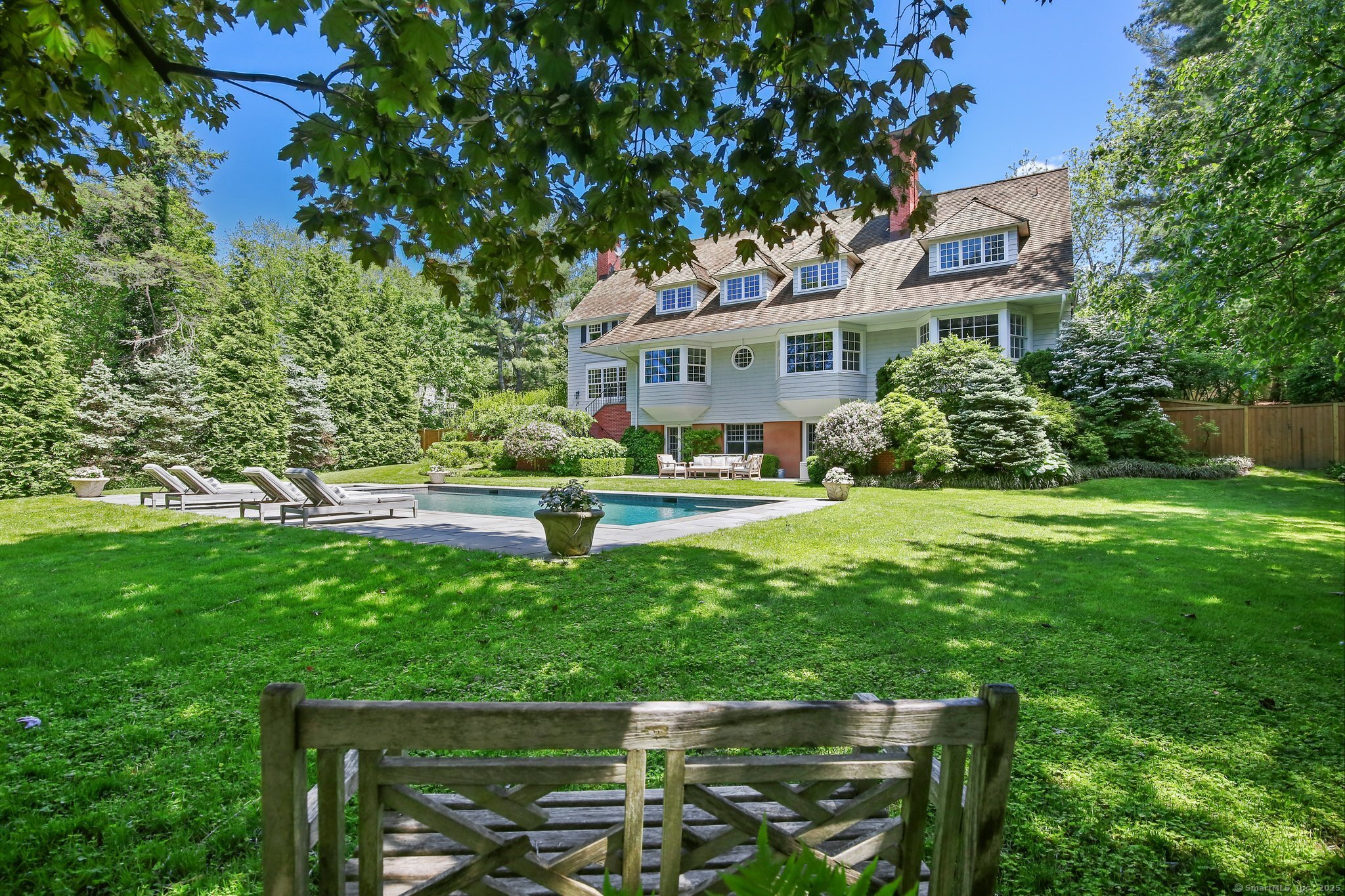 42 Morningside Drive South