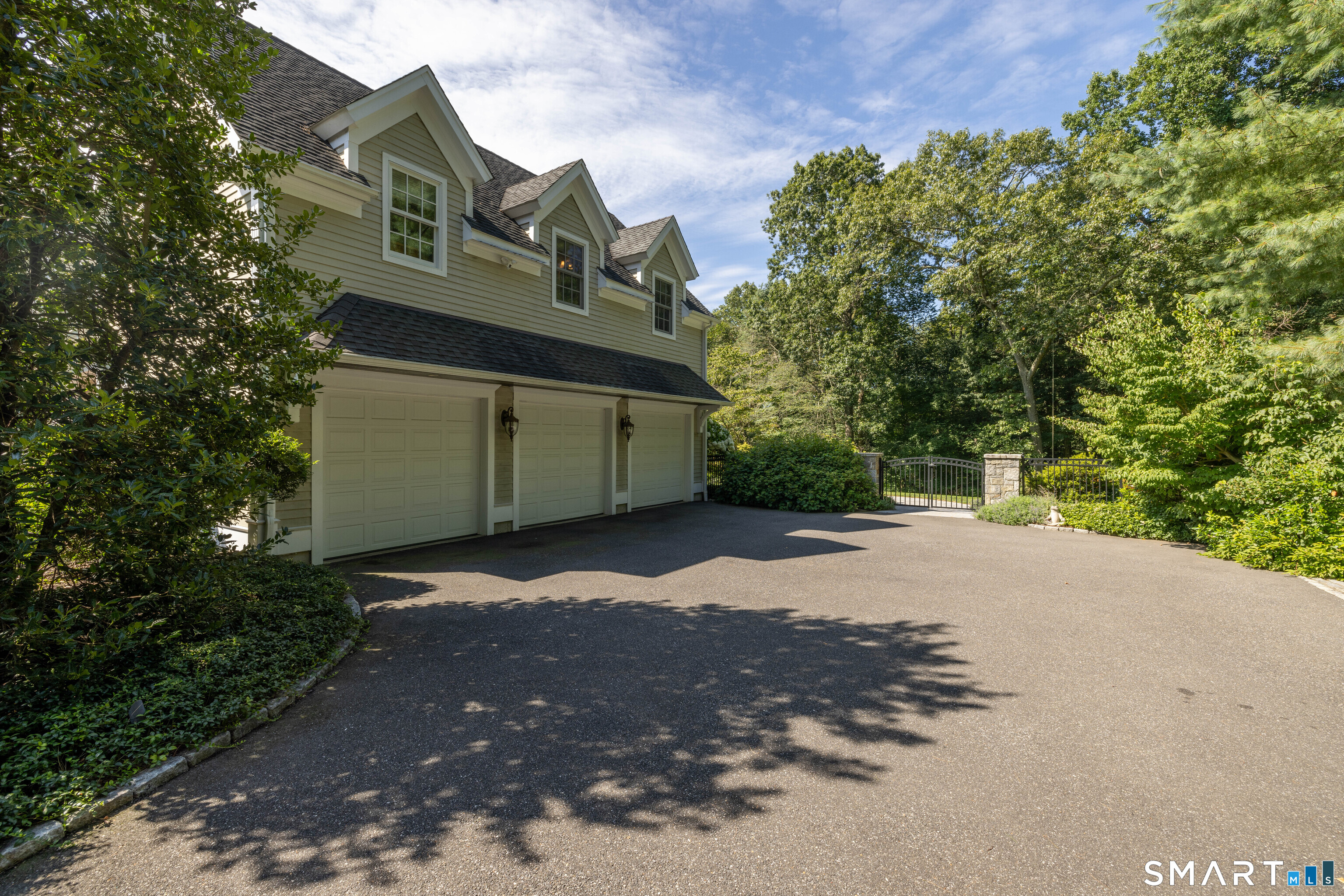 110 Queens Grant Drive