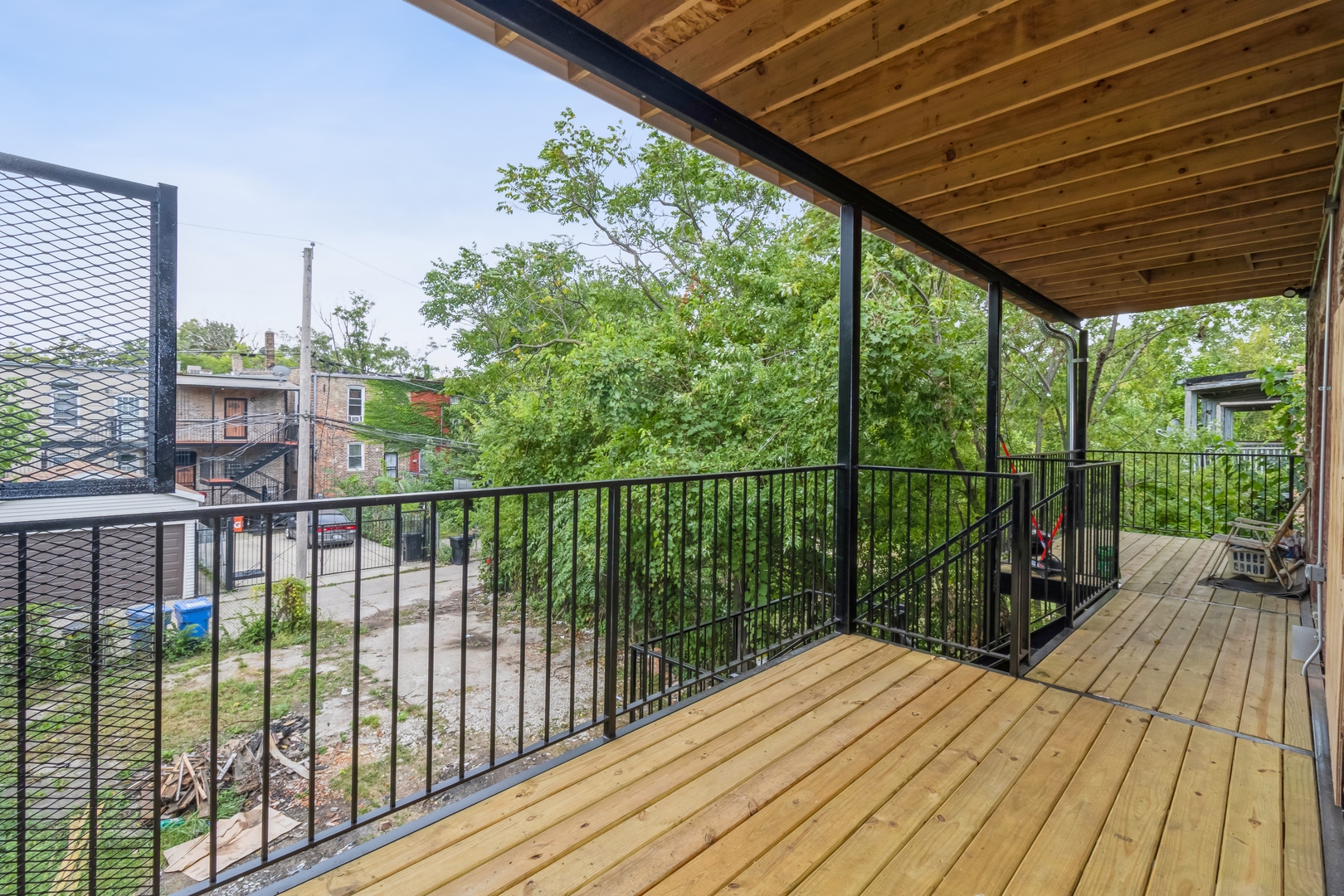 523 W 65th Place