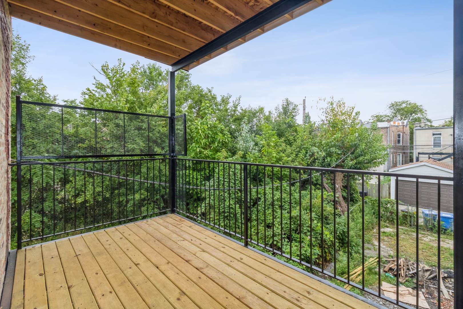 523 W 65th Place