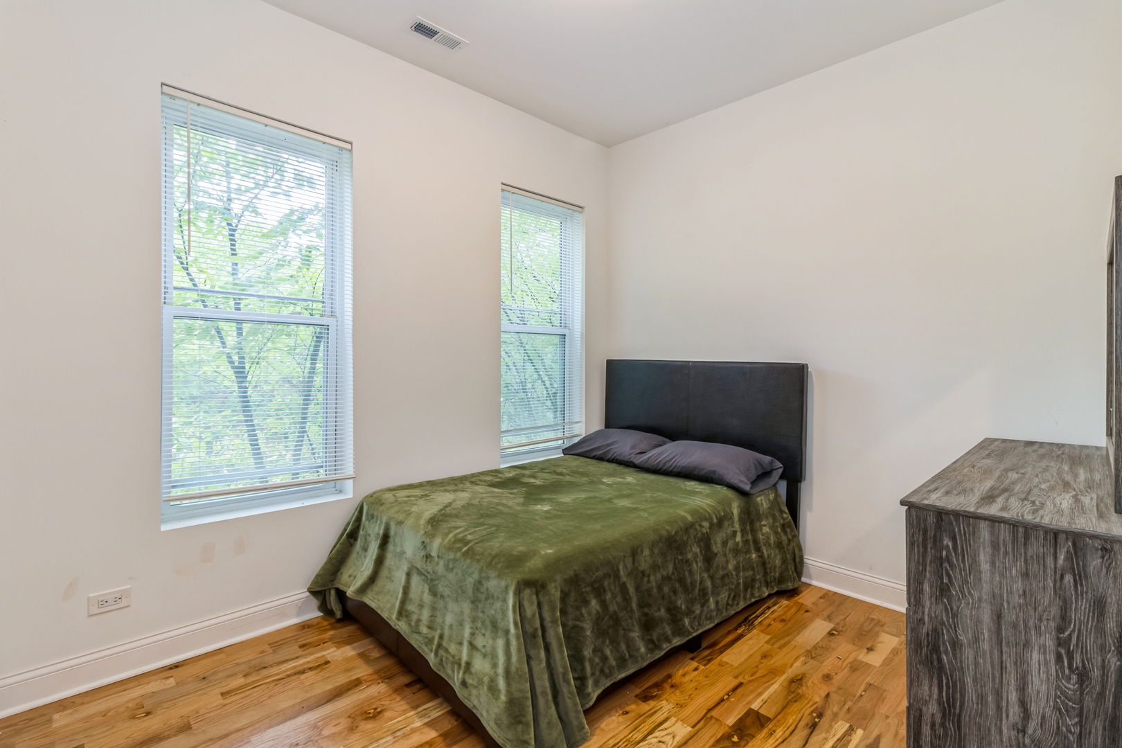 523 W 65th Place