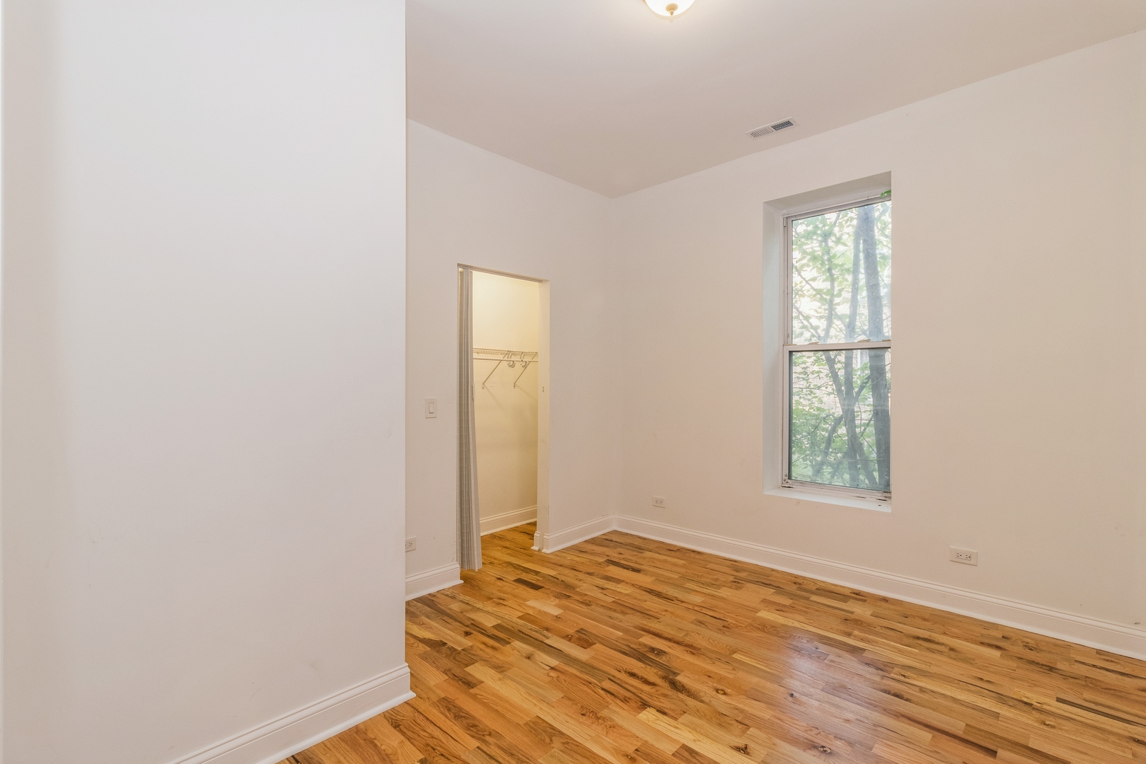 523 W 65th Place
