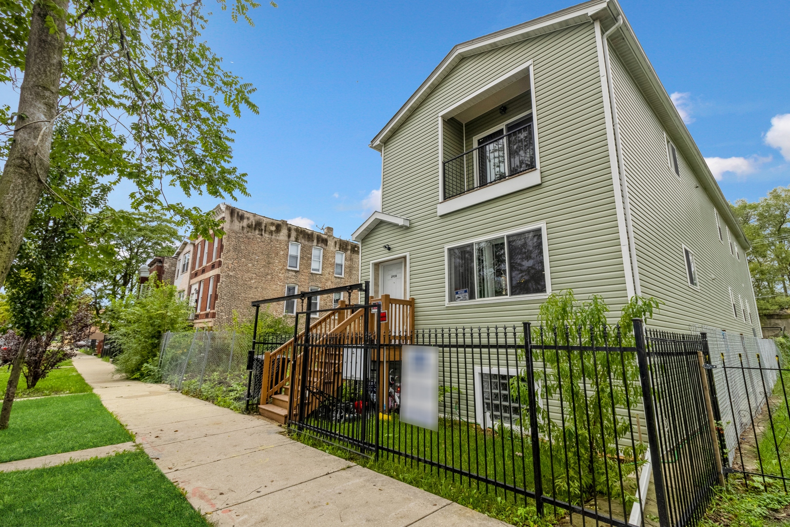 2938 W Fillmore Street Unit: 200