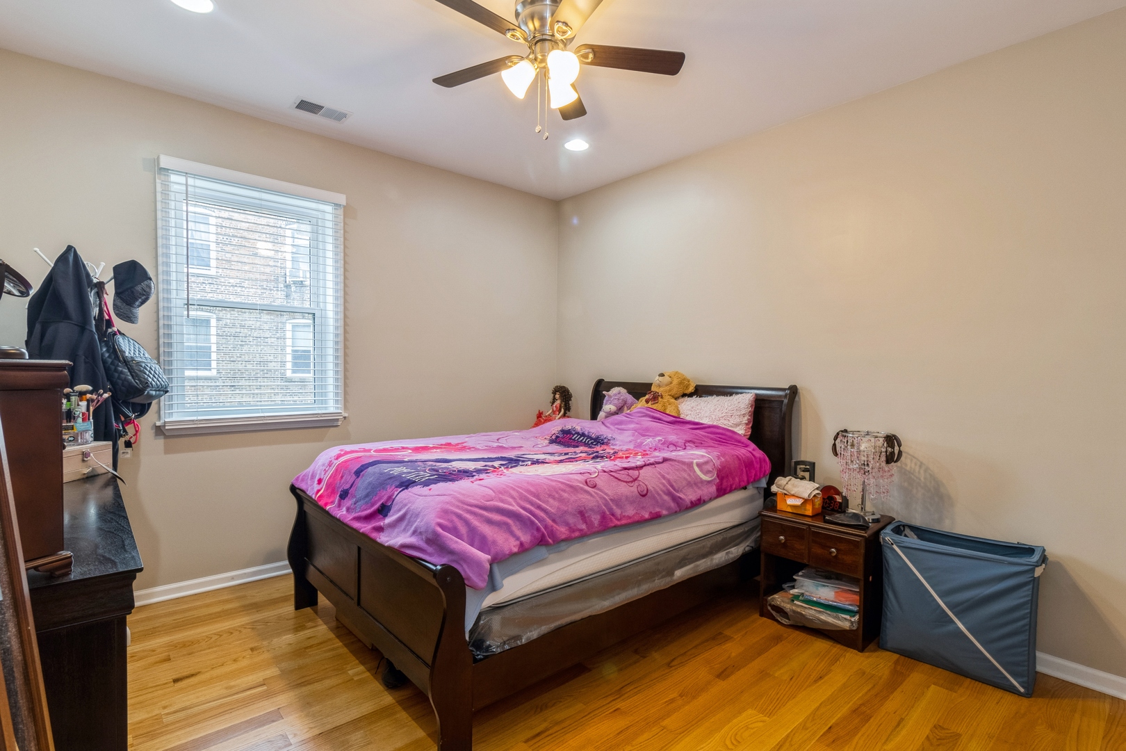 2938 W Fillmore Street Unit: 200