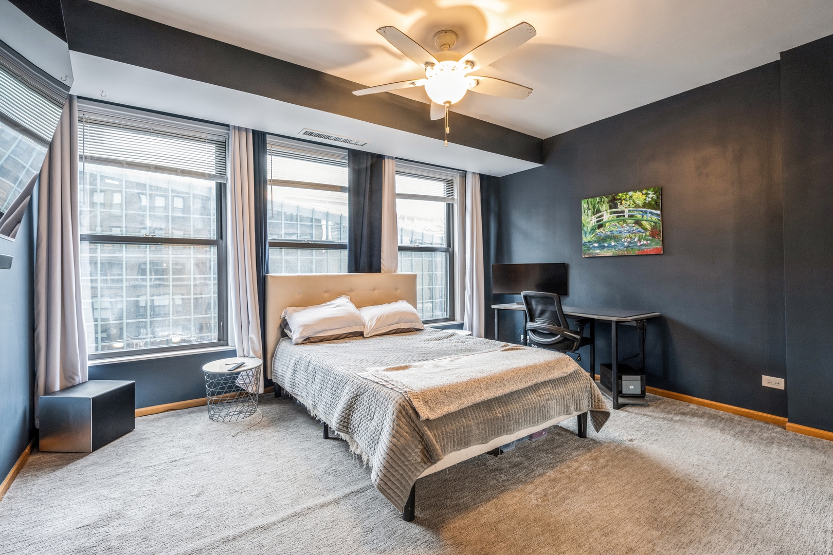 431 S Dearborn Street Unit: 1204