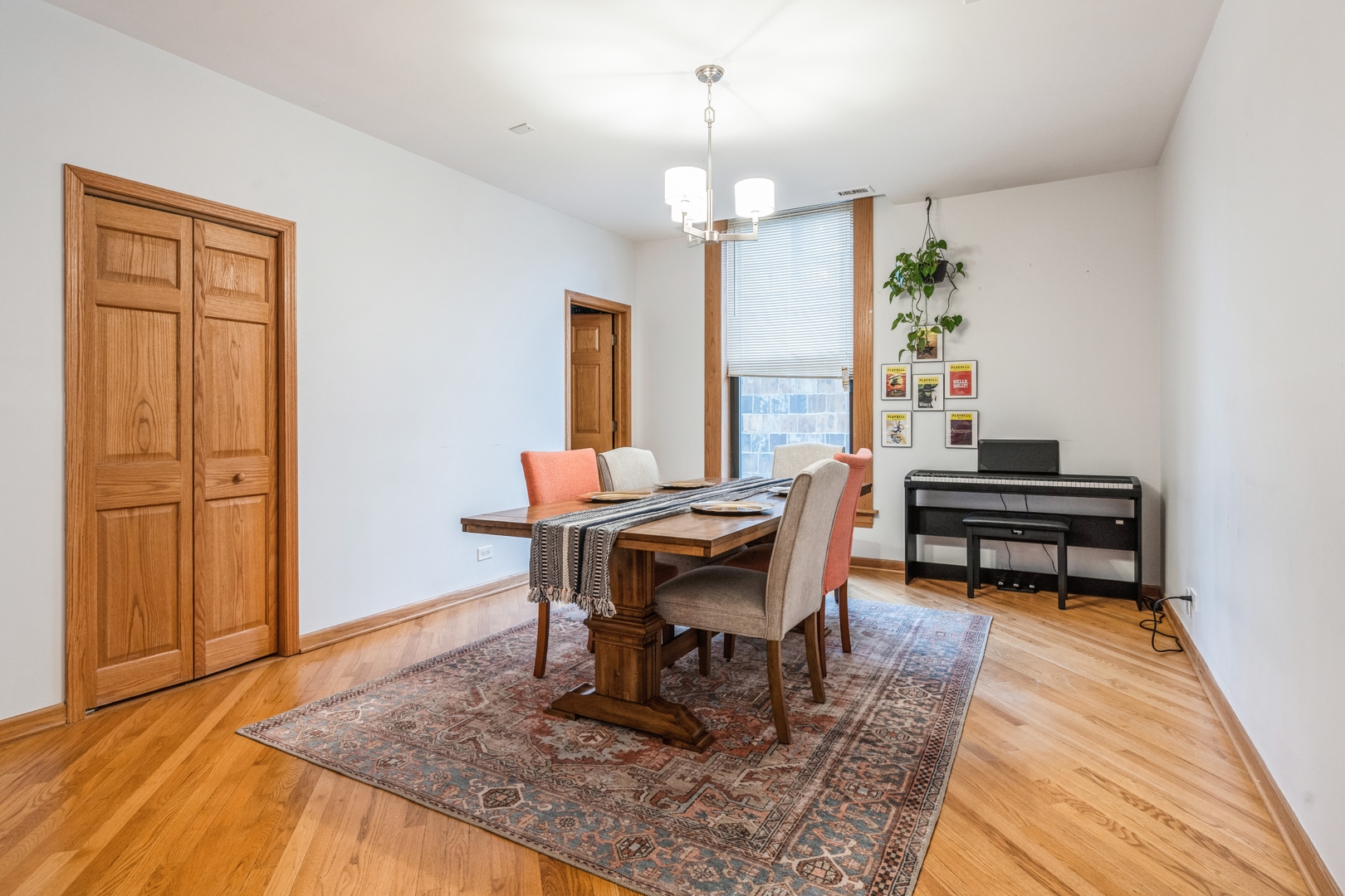 431 S Dearborn Street Unit: 1204