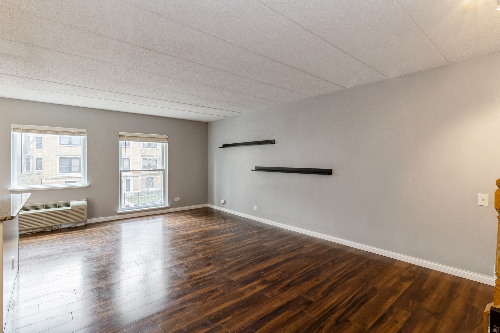 711 W Gordon Terrace Unit: 117