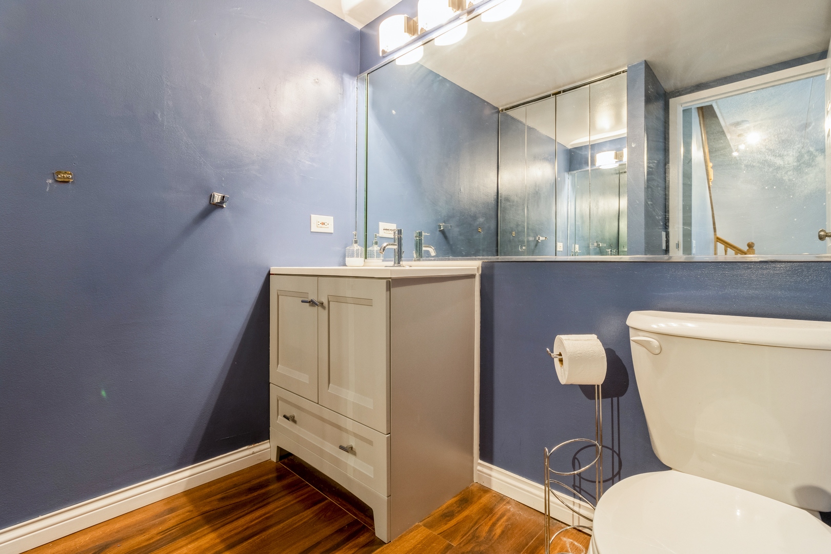 711 W Gordon Terrace Unit: 117