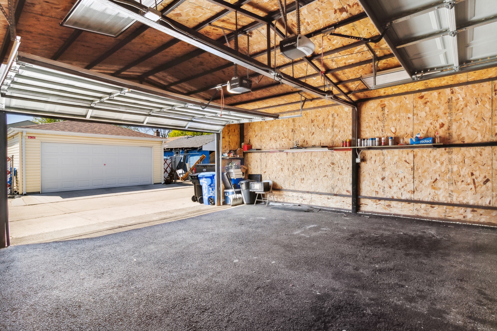 4624 S Lawler Avenue