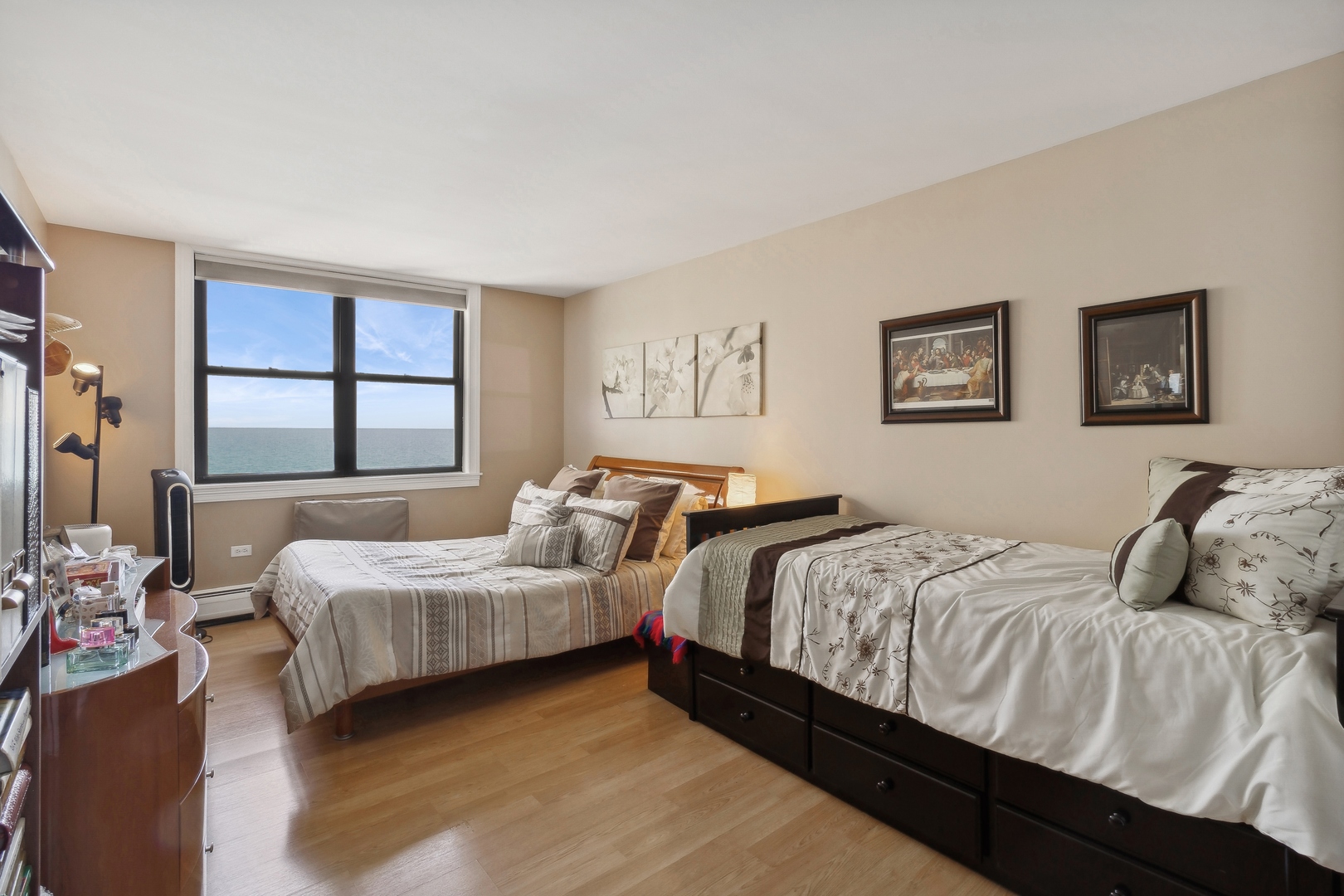 6325 N Sheridan Road Unit: 904