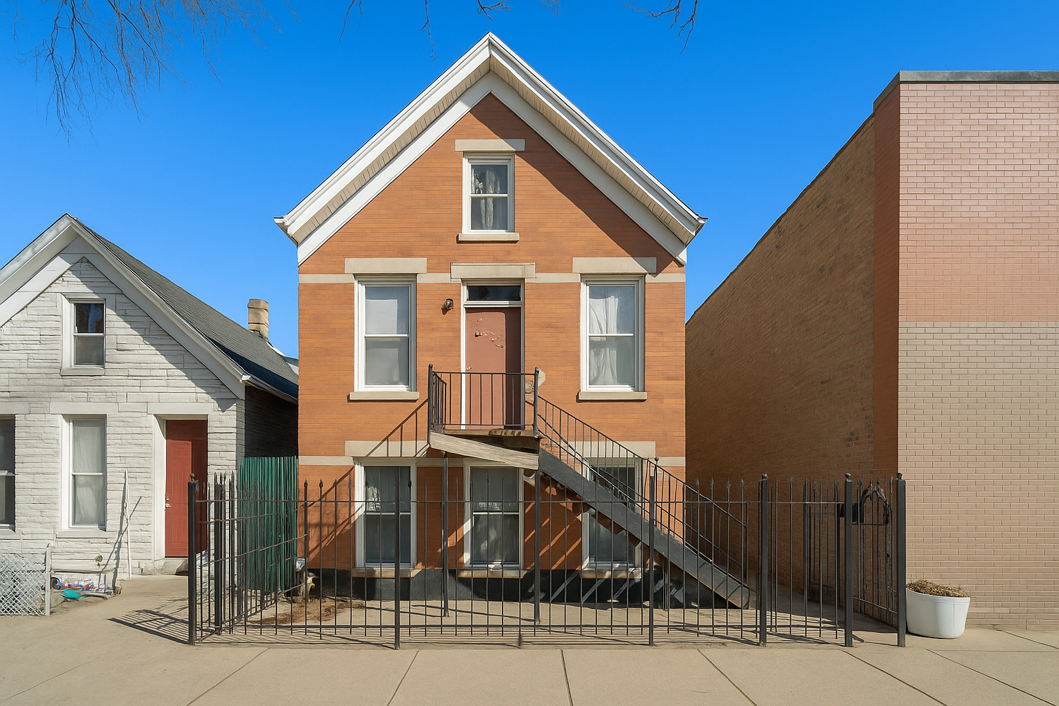 2646 W Cullerton Street