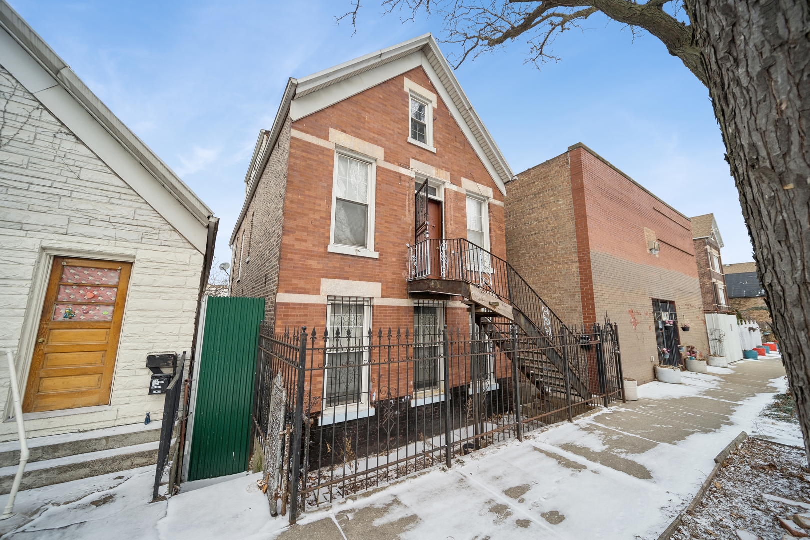 2646 W Cullerton Street