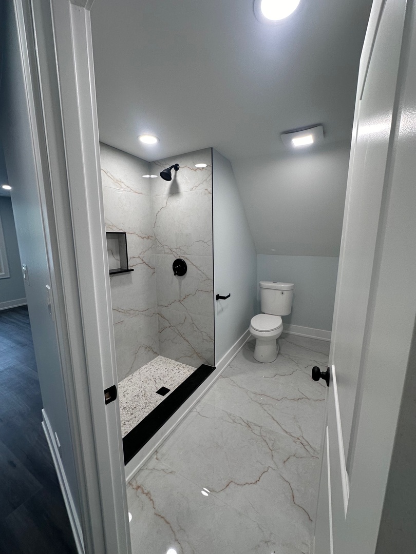 4718 W Addison Street