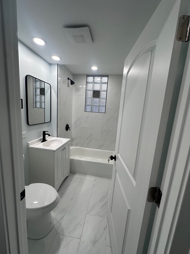 4718 W Addison Street