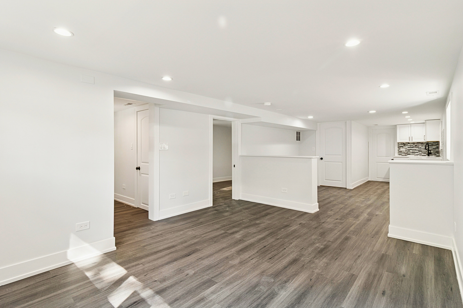 4718 W Addison Street