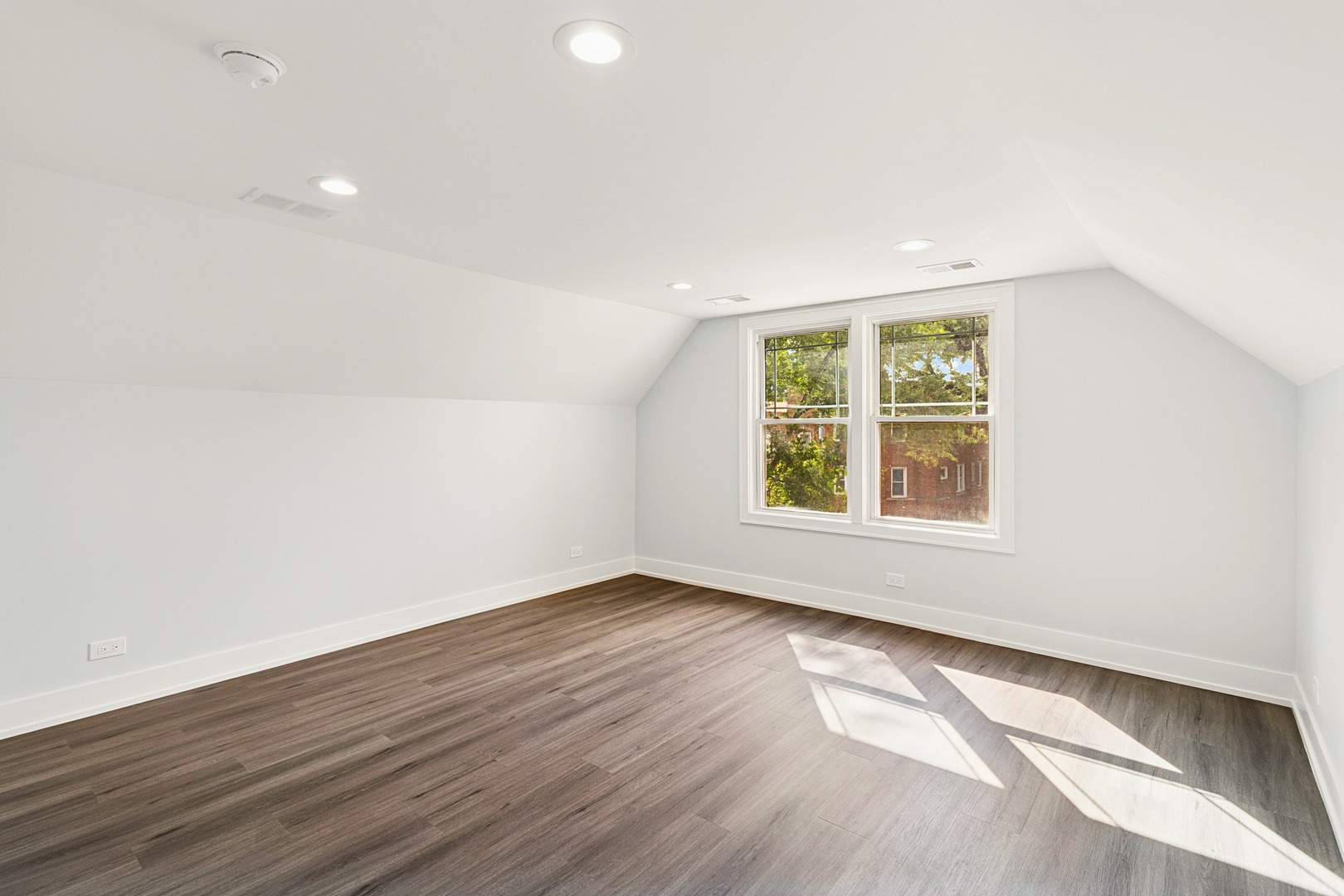 4718 W Addison Street