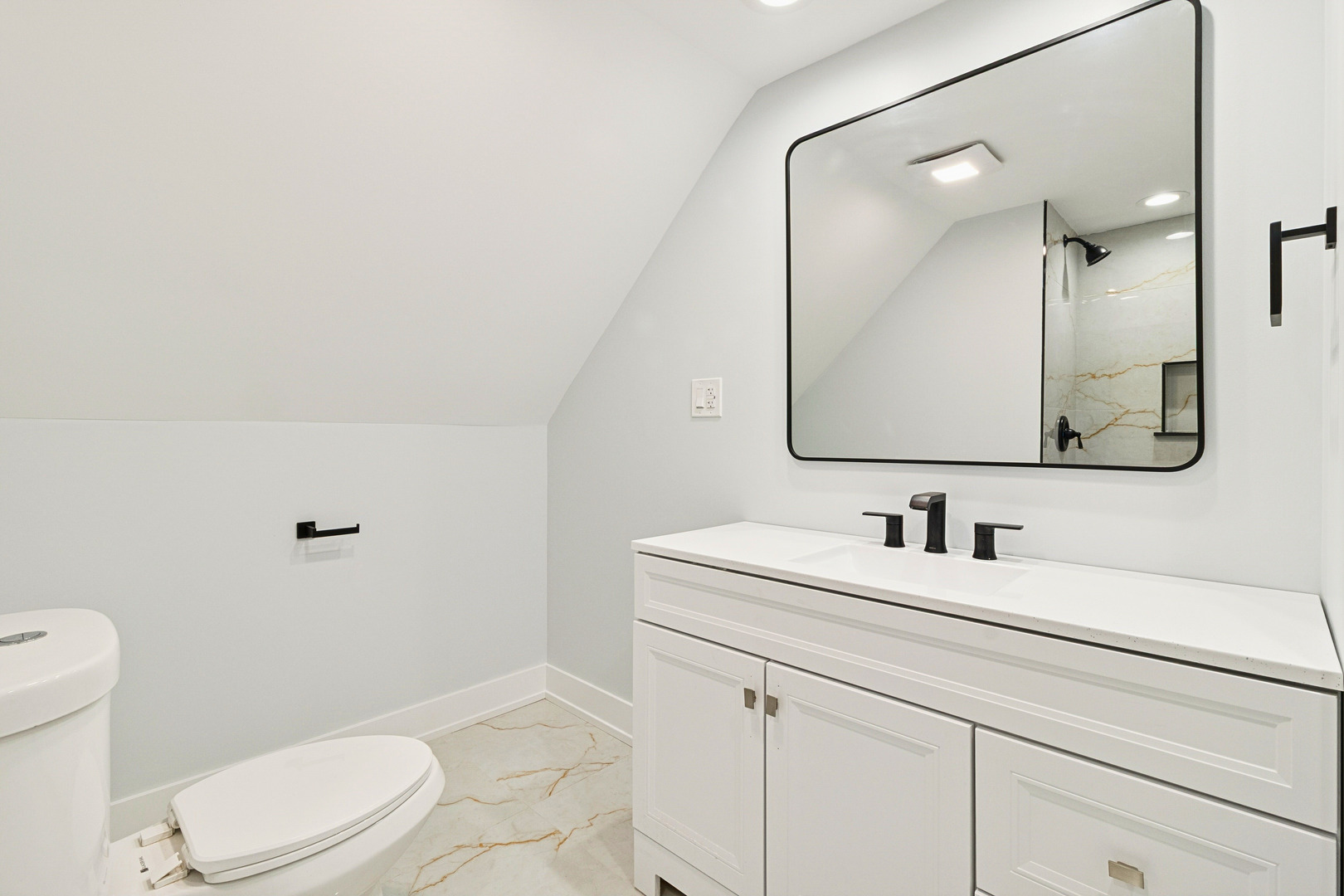 4718 W Addison Street