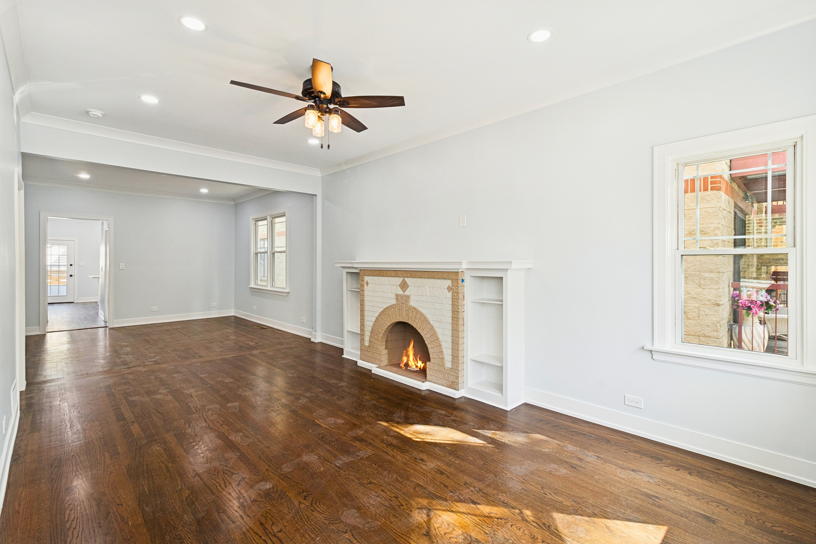 4718 W Addison Street