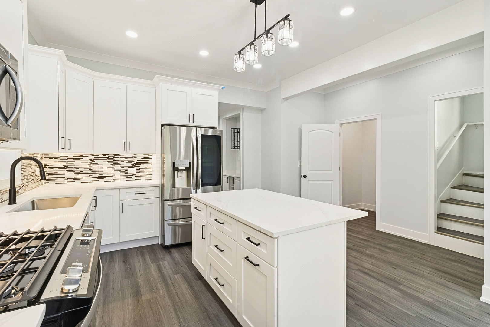 4718 W Addison Street