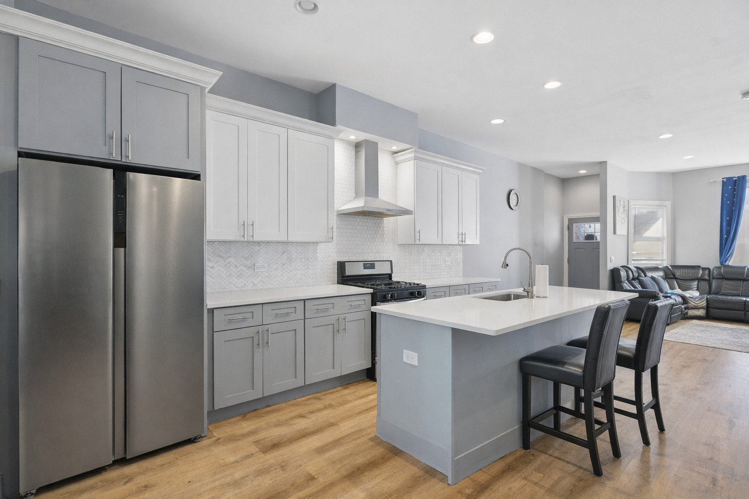 4411 S Calumet Avenue