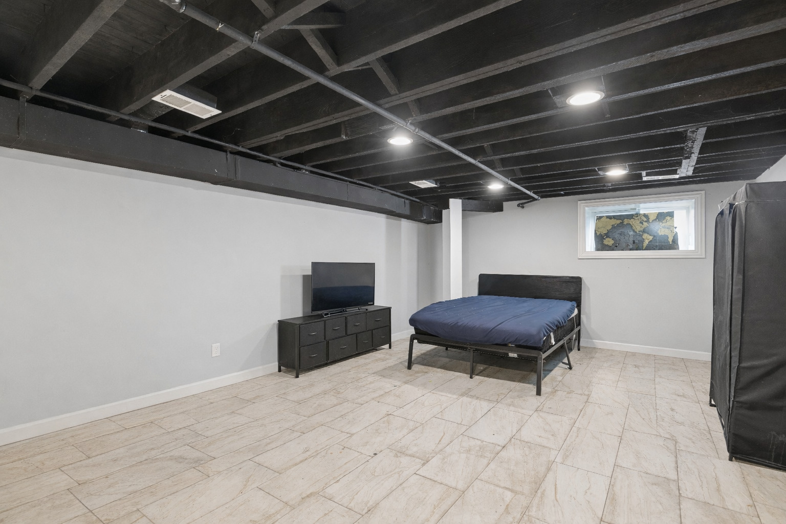 4411 S Calumet Avenue