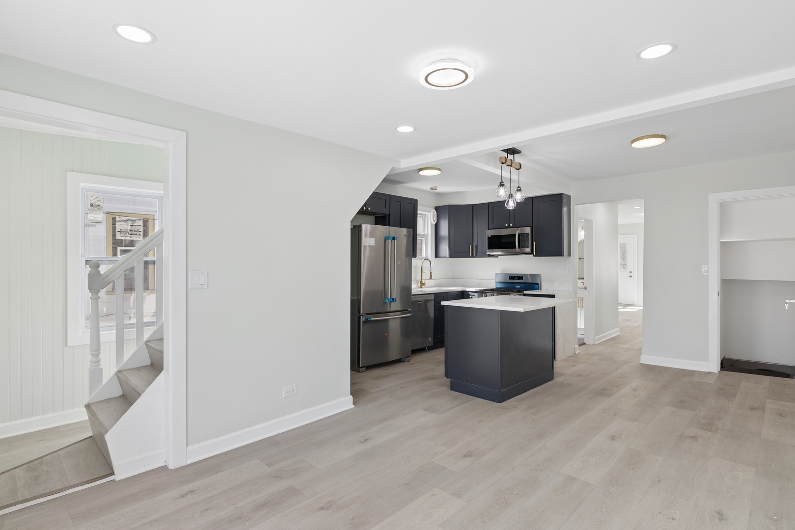 6347 S Kenneth Avenue