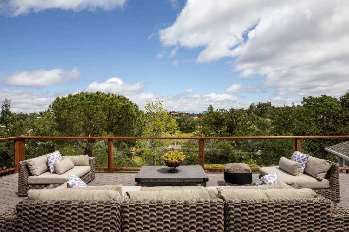 13651 Paseo Del Roble DR