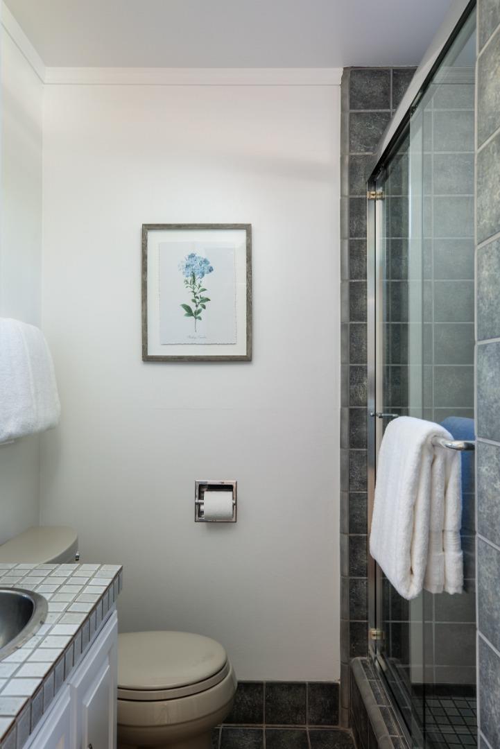 5 Arastradero RD