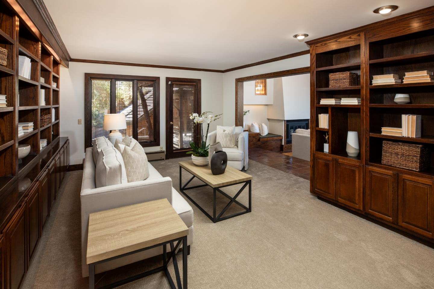 5 Arastradero RD