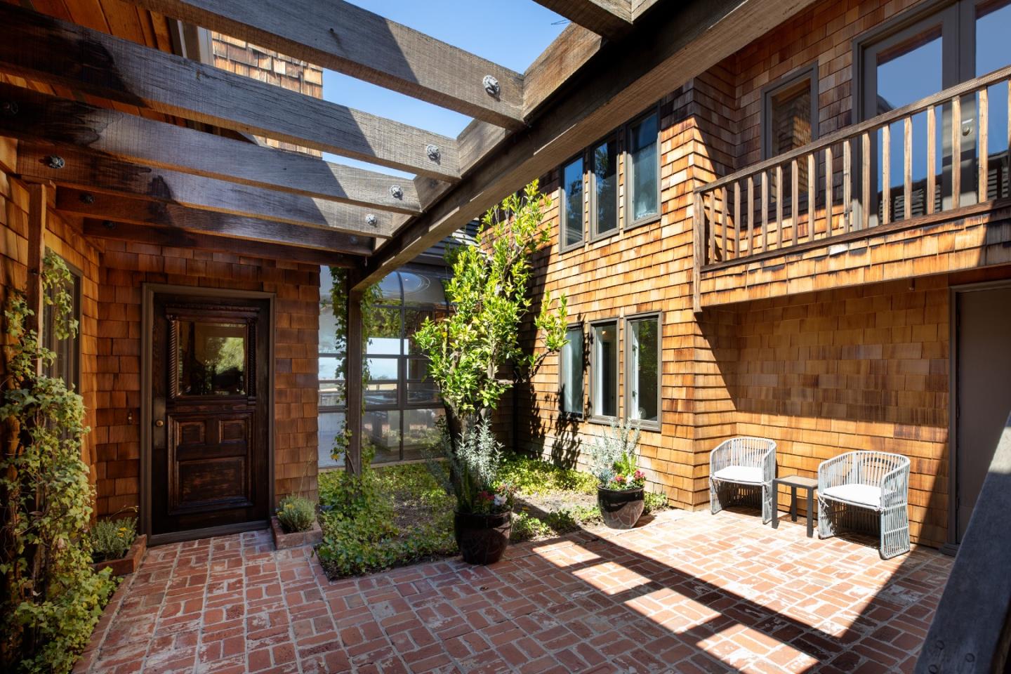 5 Arastradero RD
