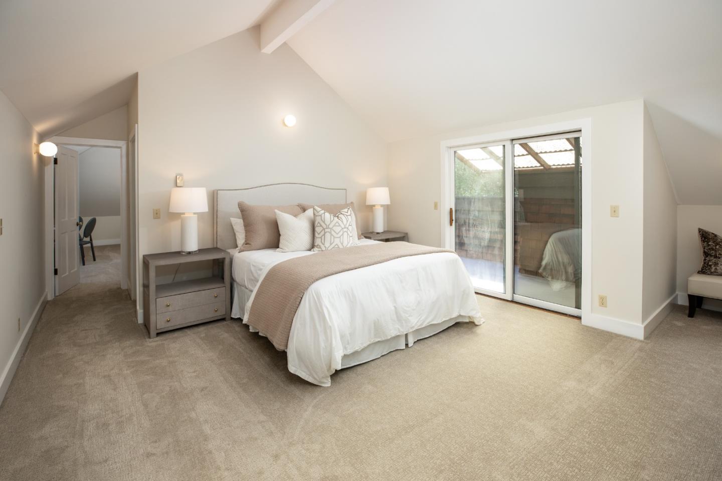 5 Arastradero RD