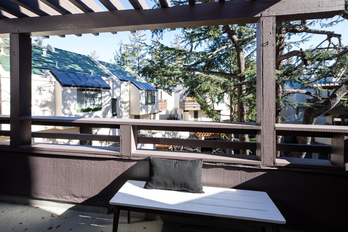 100 W El Camino Real 44