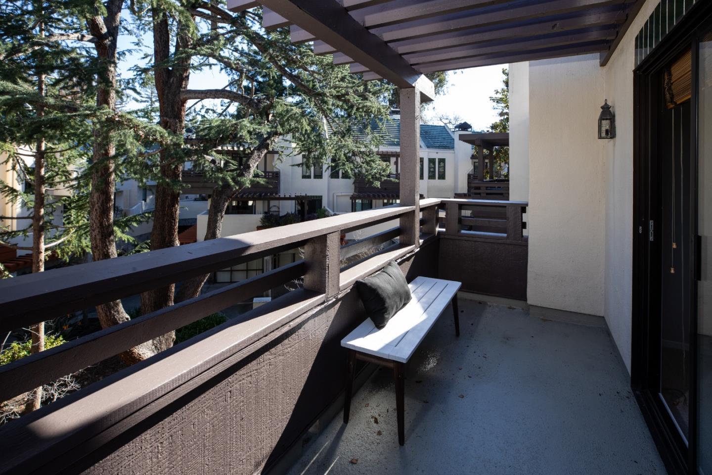 100 W El Camino Real 44