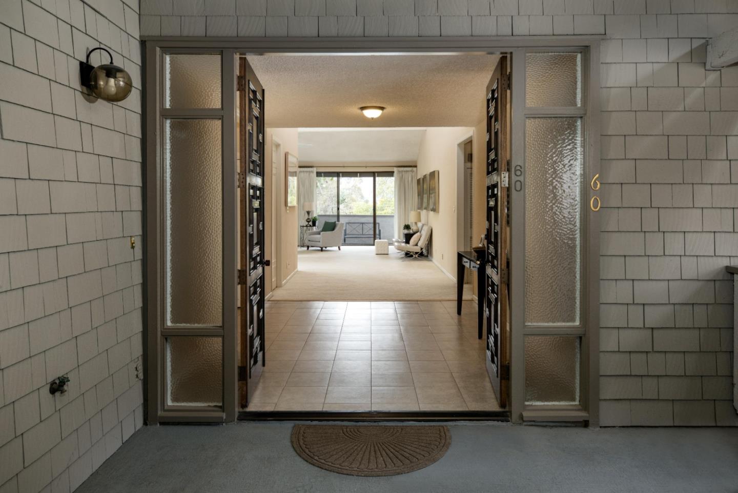 60 Mansion CT