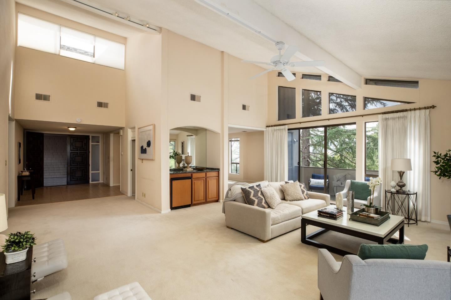 60 Mansion CT