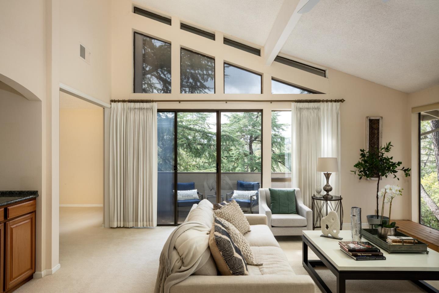60 Mansion CT