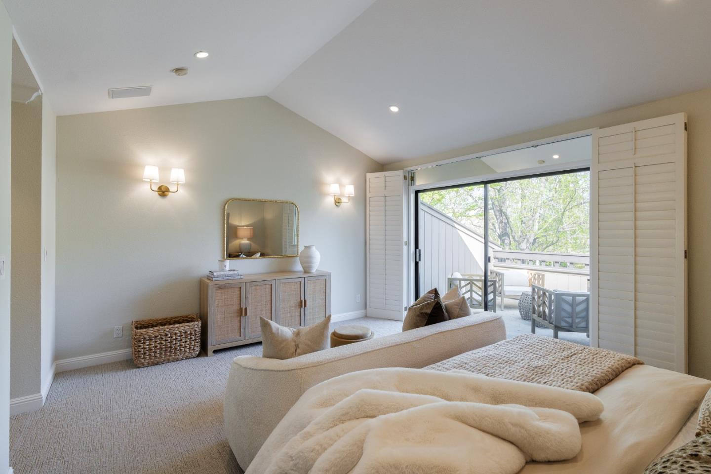 1274 Sharon Park DR
