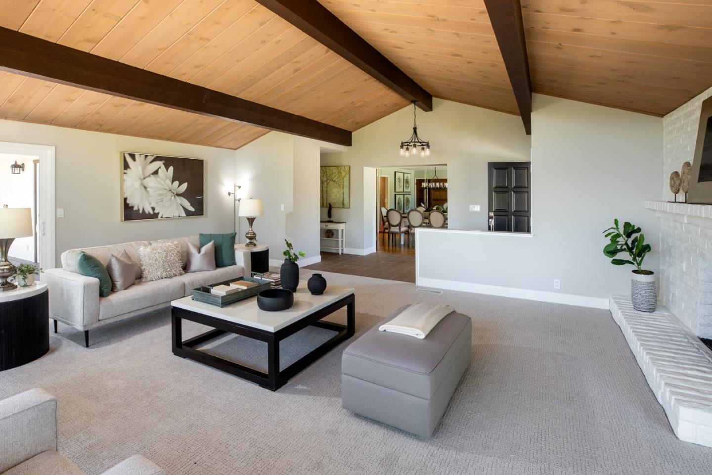 2957 Alexis DR